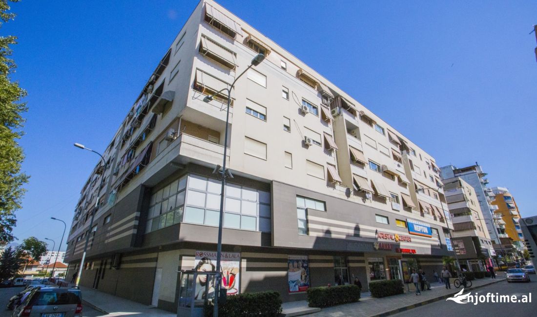 💥 OKAZION 💥 Shitet Ambient Biznesi te Komuna e Parisit 