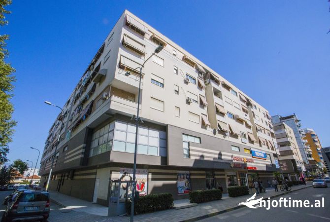 💥 OKAZION 💥 Shitet Ambient Biznesi te Komuna e Parisit 