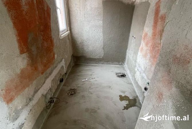 Appartamento in vendita a Tirana 1+1, Vuoto