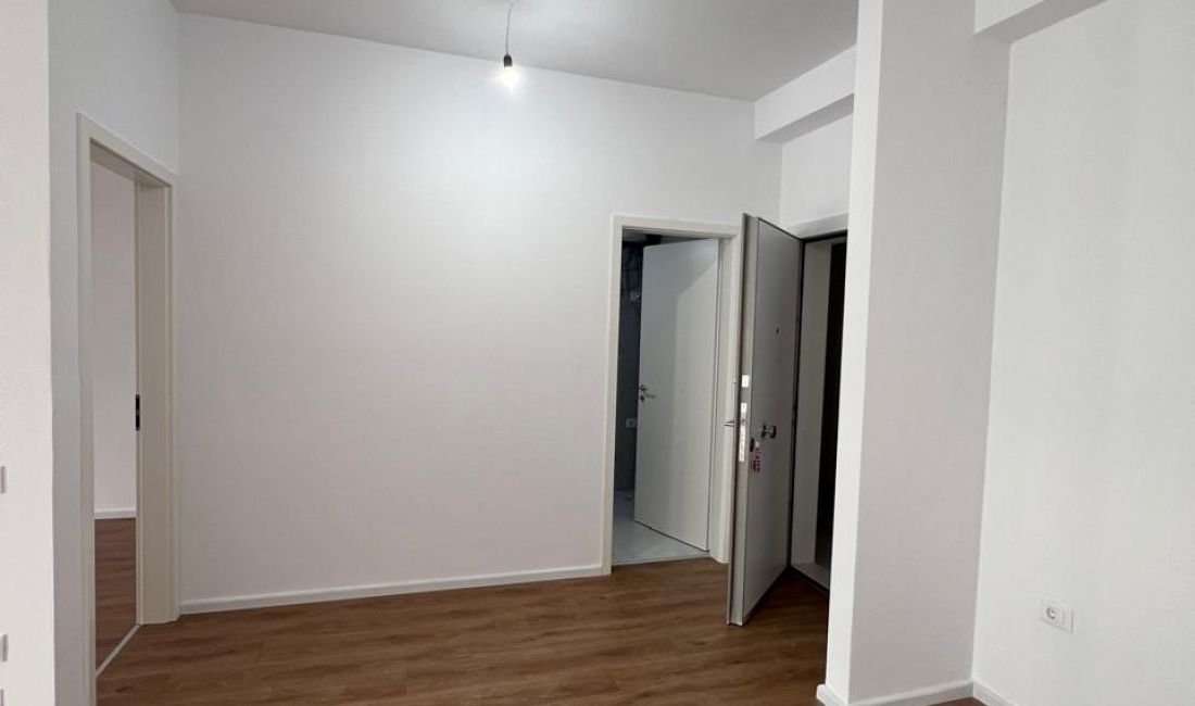 Appartamento in vendita a Tirana 1+1, Vuoto