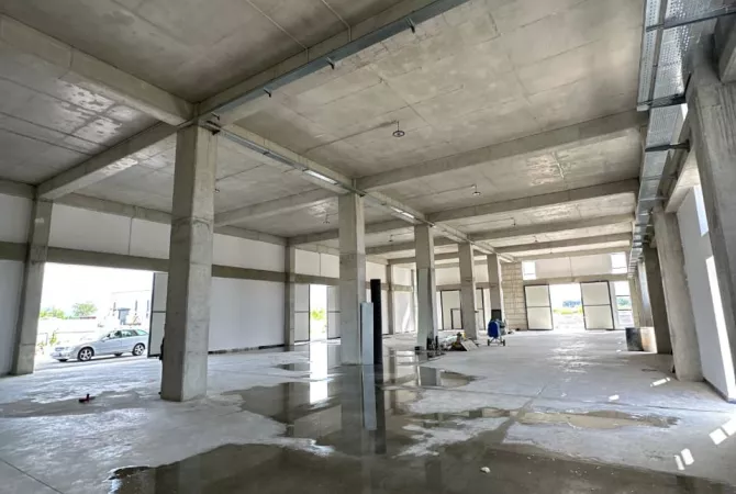 🏡 Jepet Kapanon industrial me qira ne Kashar, prane Top Chanell