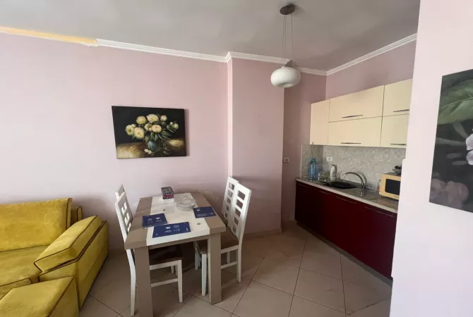 Shtepi ne shitje Apartament ne Tirane, 1+1, Mobilimi E mobiluar, Pagesa 87,000  Euro.