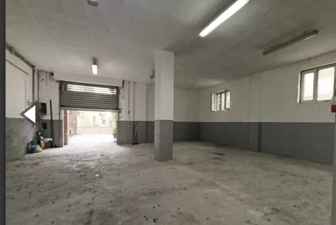Business Property for Rent 4+1 in Tirana - 1,500 Euro