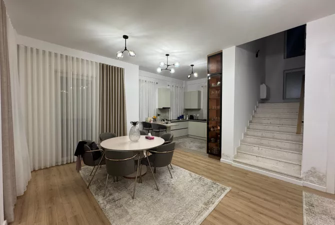 🏡 Jepet Vile 3 Kateshe me qira prane TEG-ut