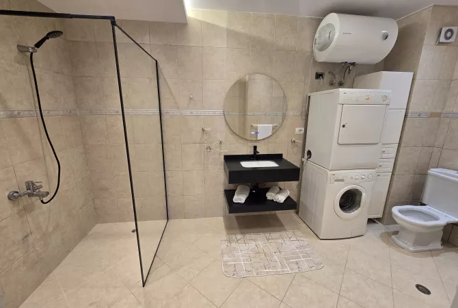 Shtepi ne shitje Apartament ne Tirane, 2+1, Mobilimi E mobiluar, Pagesa 325,000  Euro.