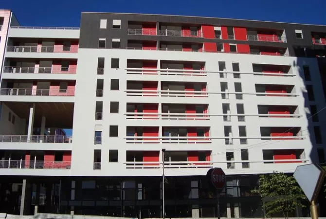 🏡 Shitet apartament duplex te Liqeni Artificial 