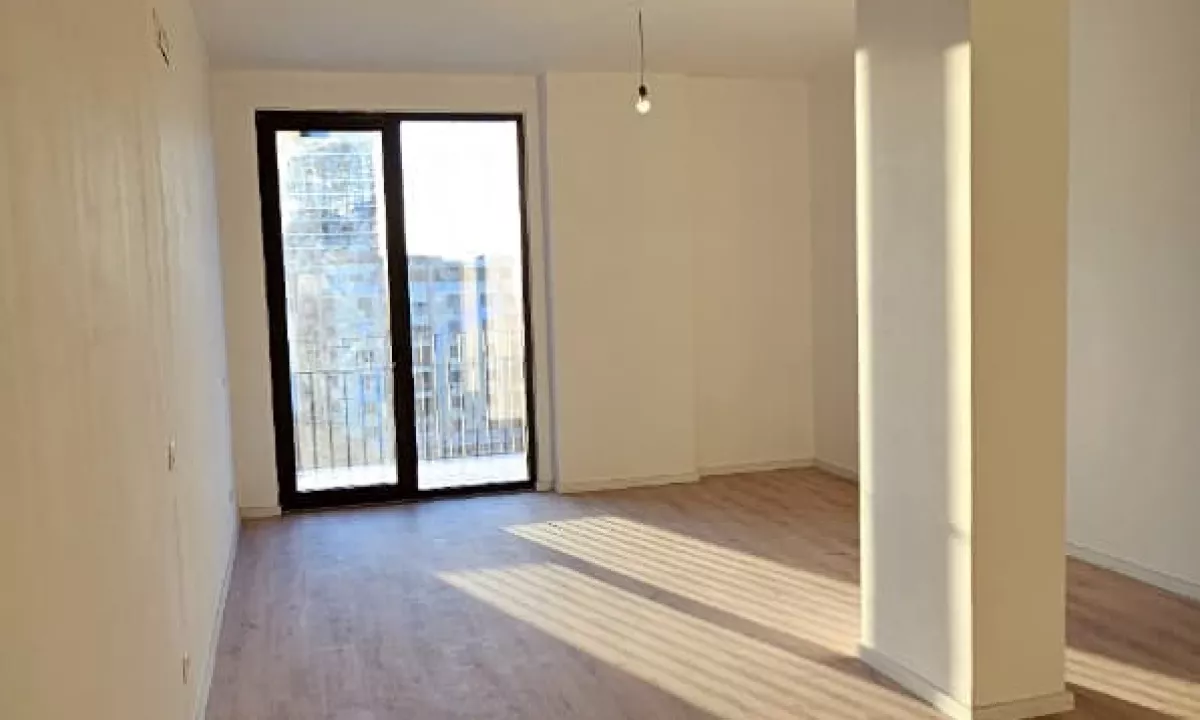 Shtepi ne shitje Apartament ne Tirane, 2+1, Mobilimi Bosh, pa mobiluar, Pagesa 397,000  Euro.