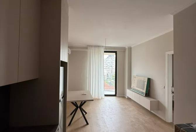 Shtepi me qera Apartament ne Tirane, 1+1, Mobilimi E mobiluar, Pagesa 700  Euro.