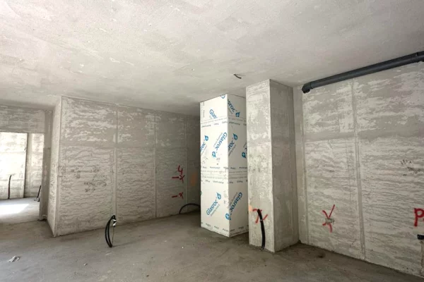 Shtepi ne shitje Apartament ne Tirane, 2+1, Mobilimi Bosh, pa mobiluar, Pagesa 560,000  Euro.