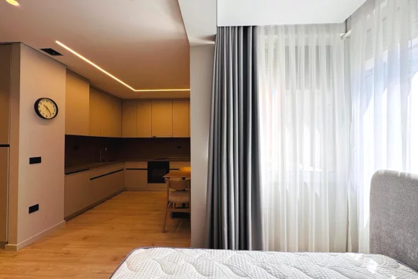 Shtepi me qera Apartament ne Tirane, 3+1, Mobilimi E mobiluar, Pagesa 1,900  Euro.