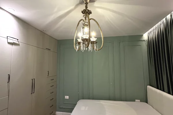 Shtepi ne shitje Apartament ne Tirane, 3+1, Mobilimi E mobiluar, Pagesa 390,000  Euro.