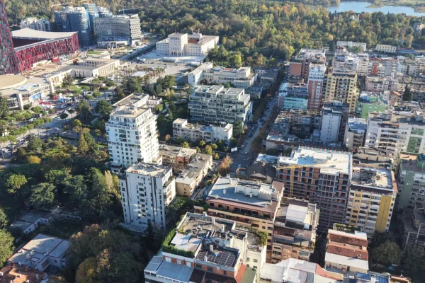 Business Property for Rent 1+1 in Tirana - 14,000 Euro