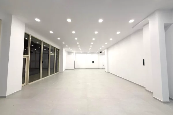 Business Property in Sale 1+1 in Tirana - 1,165,000 Euro