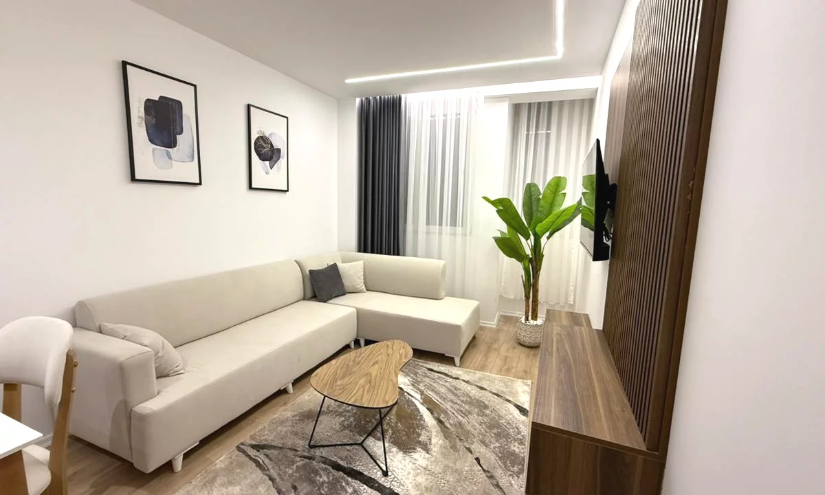 Appartamento in vendita a Tirana 1+1, Arredato