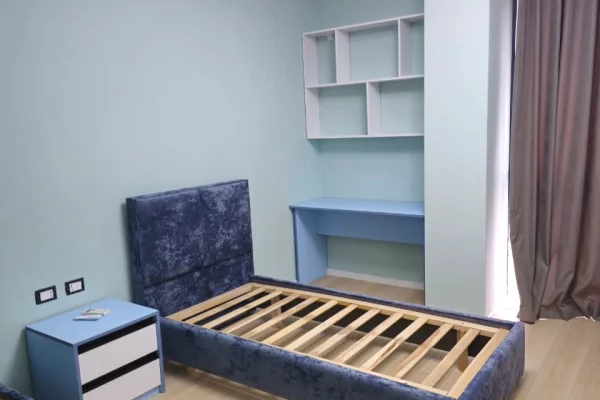 Shtepi me qera Apartament ne Tirane, 2+1, Mobilimi E mobiluar, Pagesa 1,200  Euro.