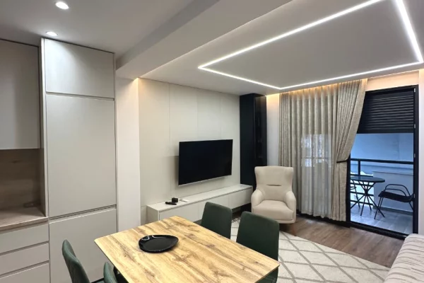 Shtepi me qera Apartament ne Tirane, 2+1, Mobilimi E mobiluar, Pagesa 800  Euro.