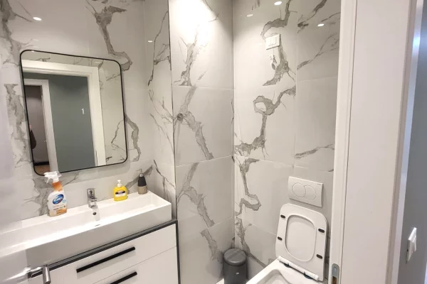 📌 Jepet Ambient Bizensi me qira te Lake View 