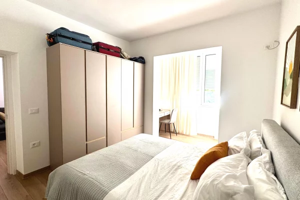 Shtepi me qera Apartament ne Tirane, 2+1, Mobilimi E mobiluar, Pagesa 799  Euro.