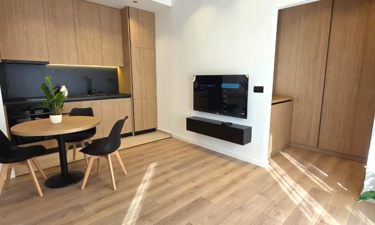 Shtepi ne shitje Apartament ne Tirane, 1+1, Mobilimi E mobiluar, Pagesa 121,997  Euro.