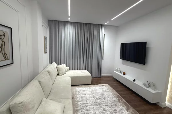 Shtepi me qera Apartament ne Tirane, 1+1, Mobilimi E mobiluar, Pagesa 500  Euro.