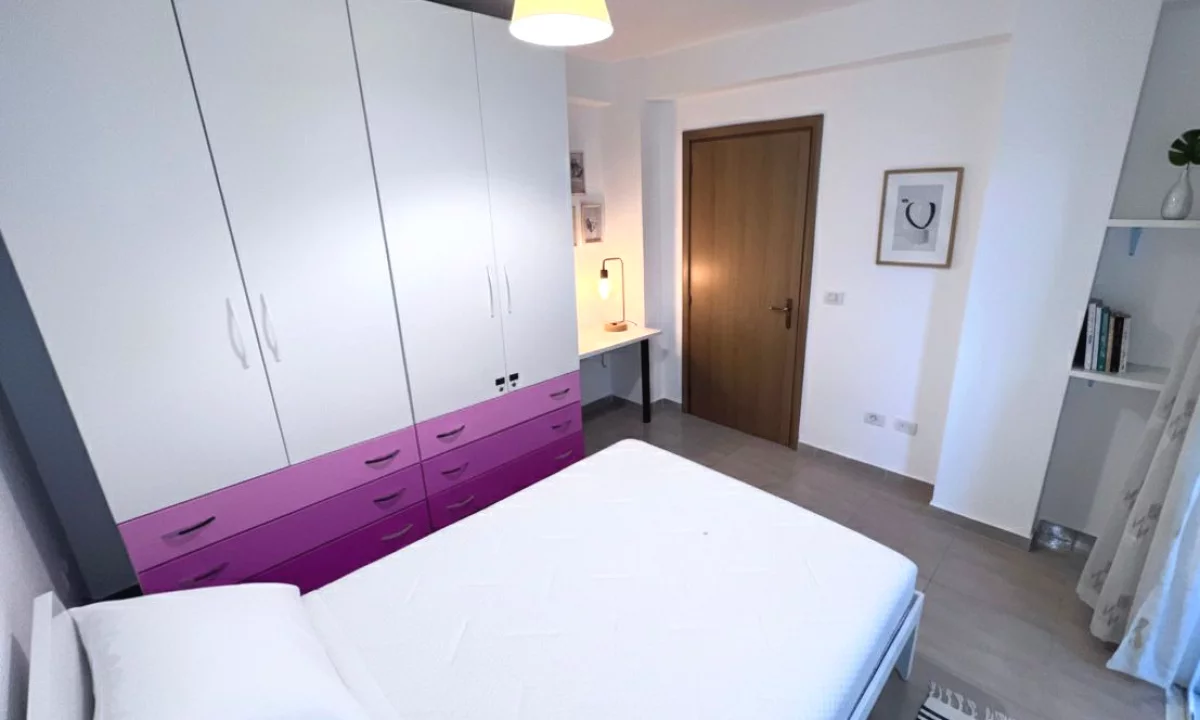 Appartamento in vendita a Durazzo 1+1, Arredato