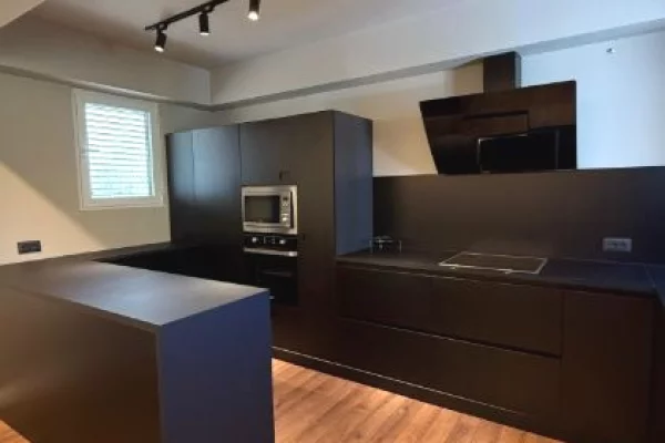 Appartamento in vendita a Tirana 3+1, Arredato