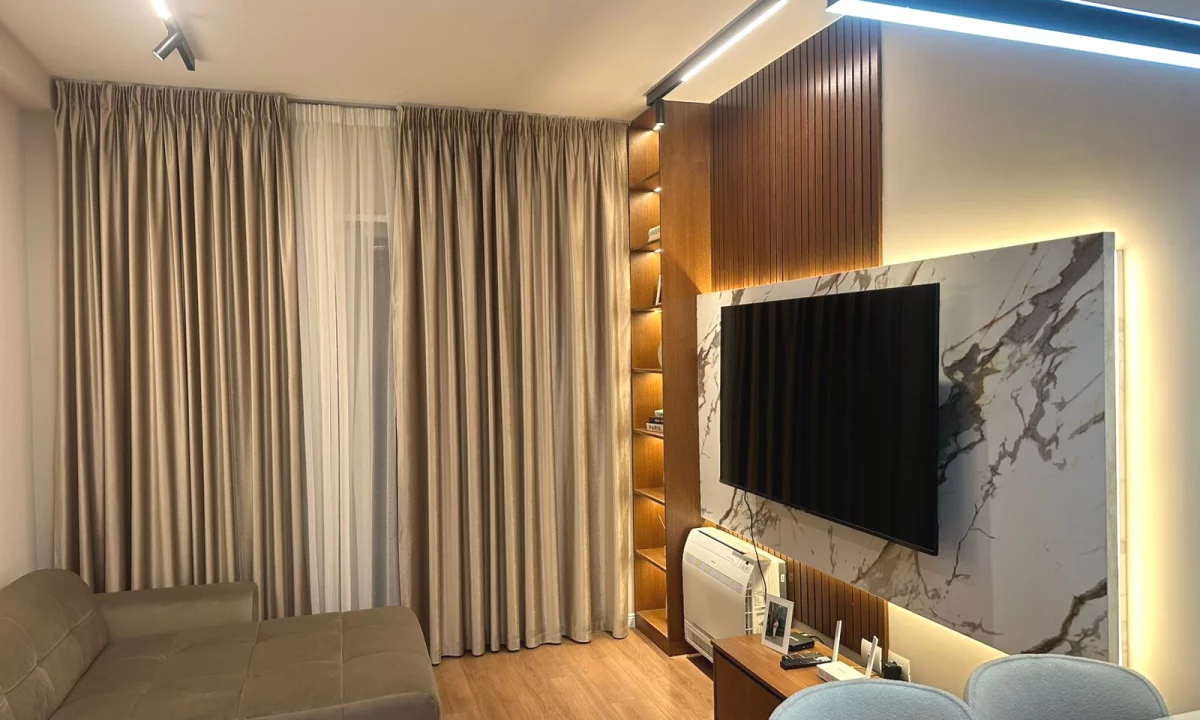 Shtepi ne shitje Apartament ne Tirane, 1+1, Mobilimi E mobiluar, Pagesa 164,990  Euro.