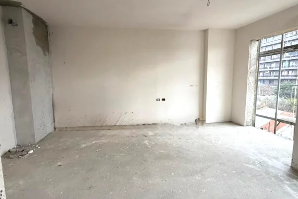 🏡 Shitet apartament 1+1 Fusha e Aviacionit 