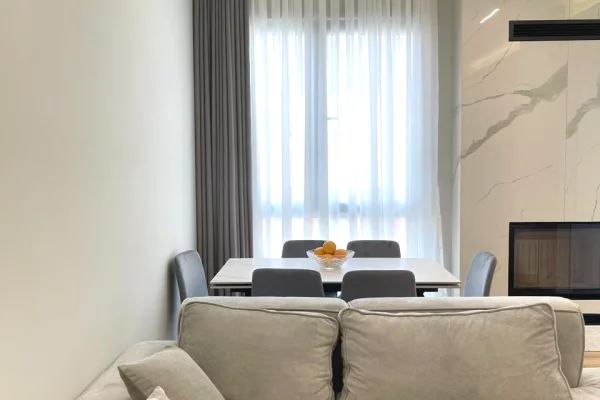 Shtepi me qera Apartament ne Tirane, 1+1, Mobilimi E mobiluar, Pagesa 1,150  Euro.