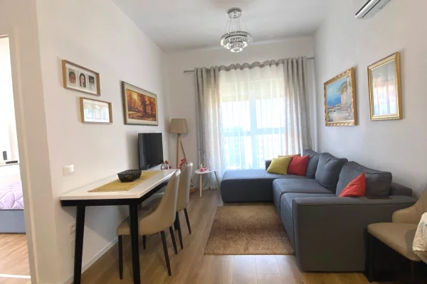 Shtepi ne shitje 1+1 ne Tirane - 125,000 Euro