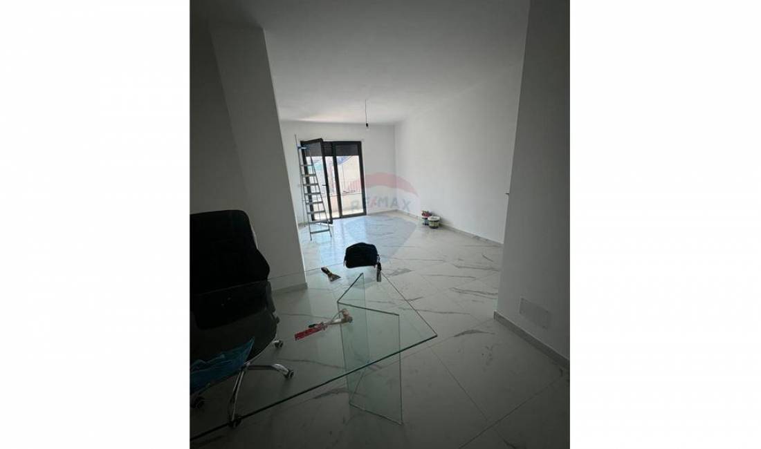 Ambient per zyra me qira Bulevardi i ri