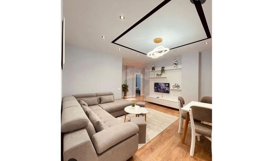 Shtepi me qera Apartament ne Tirane, 2+1, Mobilimi E mobiluar, Pagesa 700  Euro.