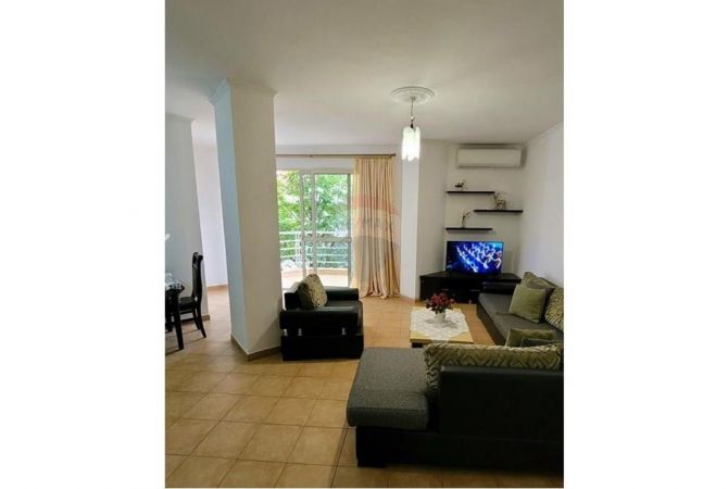 jepet apartament 2+1 me qira ne Fresk