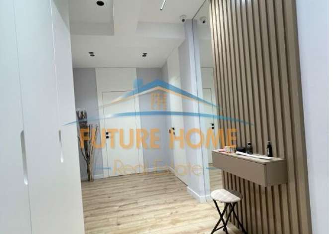 Shtepi ne shitje Apartament ne Tirane, 2+1, Mobilimi E mobiluar, Pagesa 265,000  Euro.