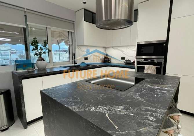 Shtepi ne shitje Apartament ne Tirane, 2+1, Mobilimi E mobiluar, Pagesa 265,000  Euro.