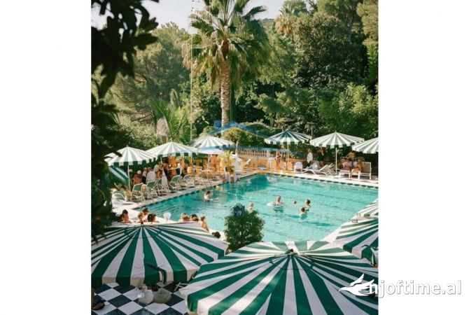 Business Property for Rent 2+1 in Tirana - 5,000 Euro