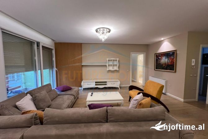 Shtepi ne shitje Apartament ne Tirane, 2+1, Mobilimi E mobiluar, Pagesa 300,000  Euro.