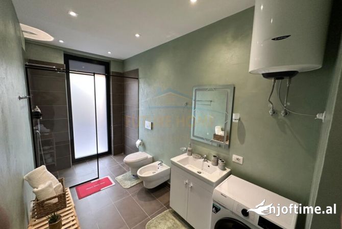 Shtepi ne shitje Apartament ne Tirane, 1+1, Mobilimi E mobiluar, Pagesa 195,000  Euro.