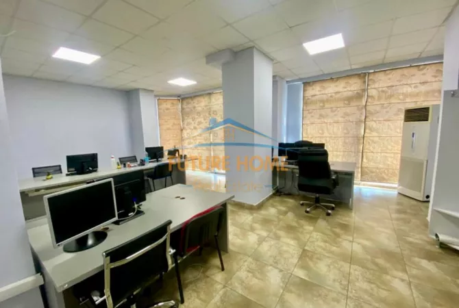 Business Property in Sale 1+1 in Tirana - 2,240,000 Euro