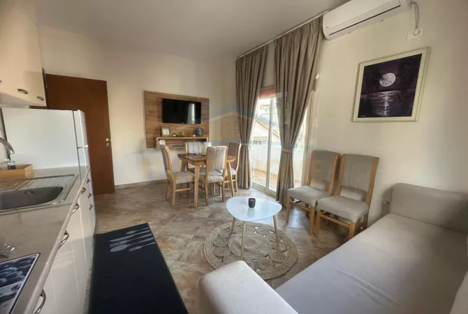 Business Property for Rent 3+1 in Tirana - 6,000 Euro