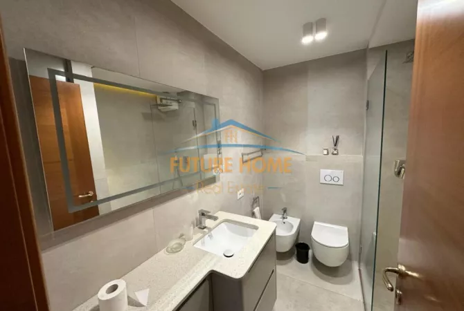 Ambient per Zyra Per Qera, Rruga Sami Frasheri, Shkolla Petro Nini.