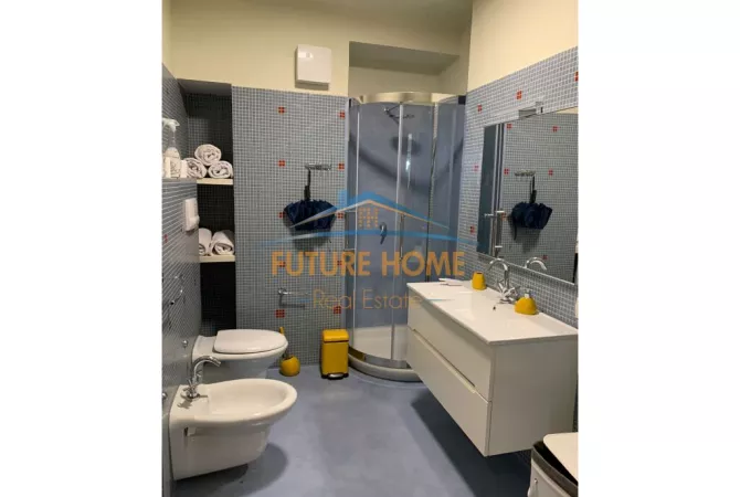 Ambient per Zyra Per Qera, Rruga Sami Frasheri, Shkolla Petro Nini.