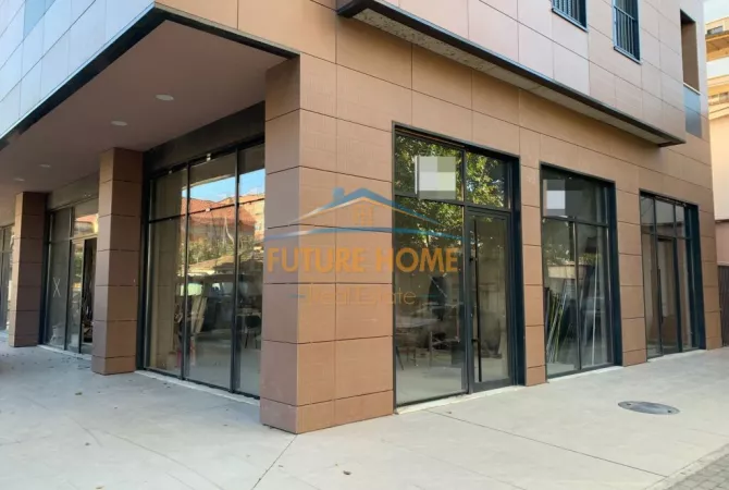 Business Property in Sale 3+1 in Tirana - 450,000 Euro