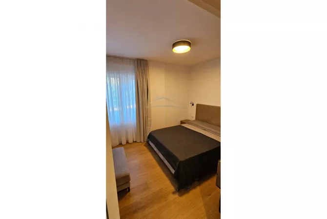 Shtepi ne shitje Apartament ne Pogradec, 1+1, Mobilimi E mobiluar, Pagesa 120,000  Euro.