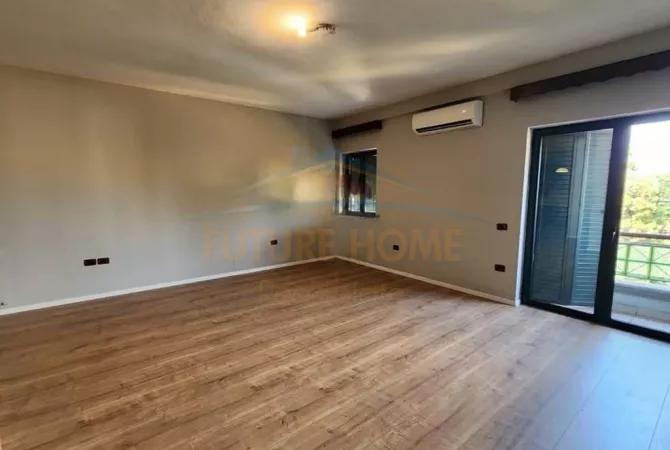 Business Property for Rent 3+1 in Tirana - 1,700 Euro