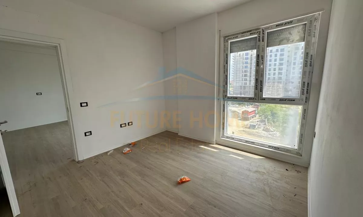Shtepi ne shitje Apartament ne Tirane, 2+1, Mobilimi Bosh, pa mobiluar, Pagesa 183,260  Euro.