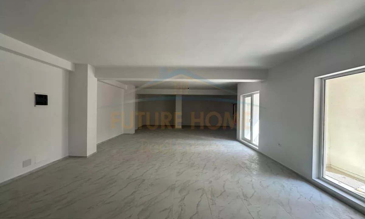 Ambient Biznesi PER QERA, Kompleksi Kaimi, Ali Demi