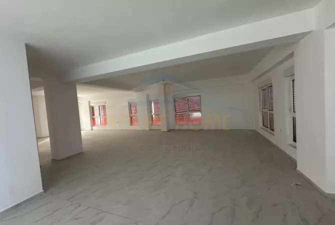 Ambient Biznesi PER QERA, Kompleksi Kaimi, Ali Demi