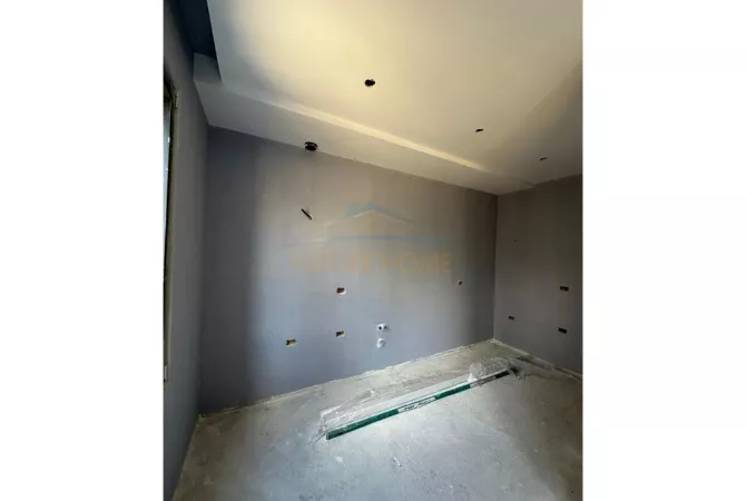 Shtepi ne shitje Apartament ne Tirane, 2+1, Mobilimi Bosh, pa mobiluar, Pagesa 286,000  Euro.