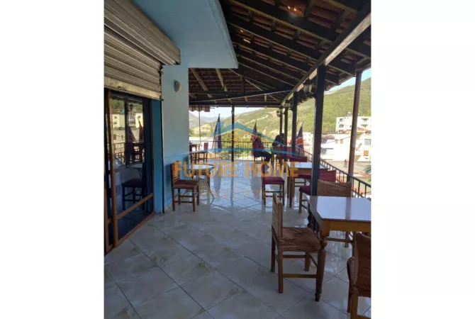 Ambiente Commerciale in Vendita 2+1 a Berat - 130,000 Euro